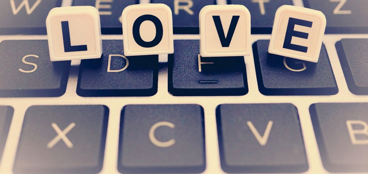 Despre relațiile online.